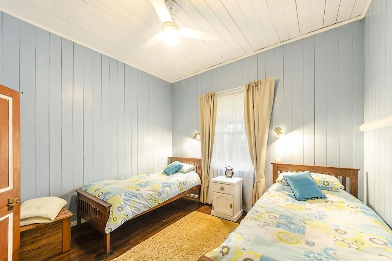 Holiday home Banksia Cottage - Pet Friendly Getaway Toowoomba