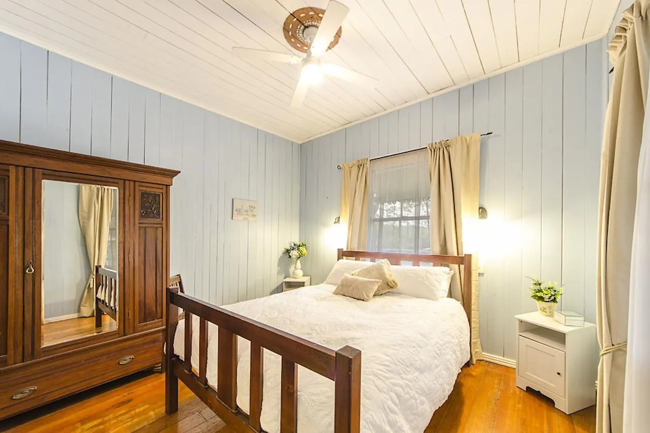 Banksia Cottage - Pet Friendly Getaway Toowoomba Australia